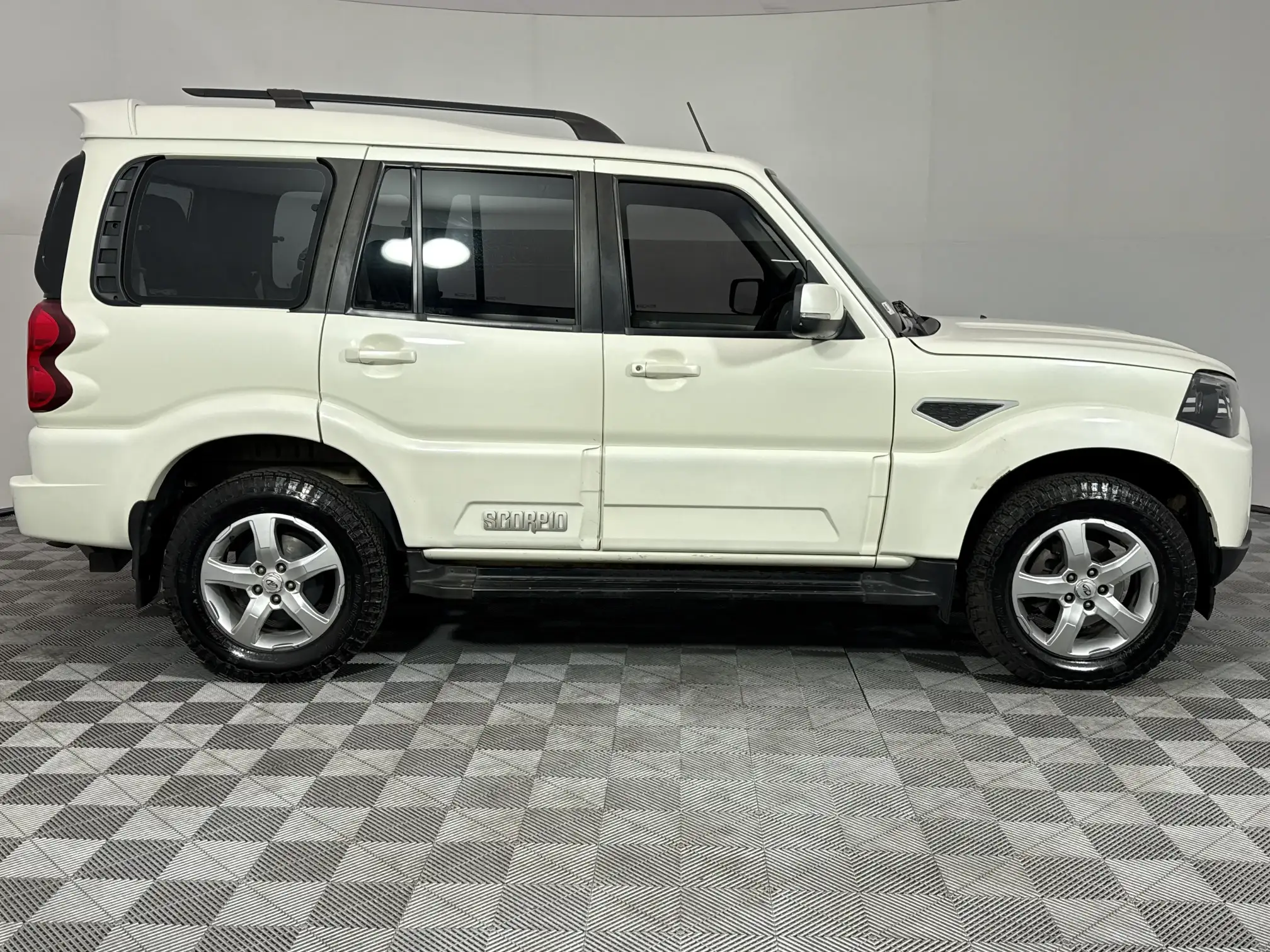 Mahindra Scorpio