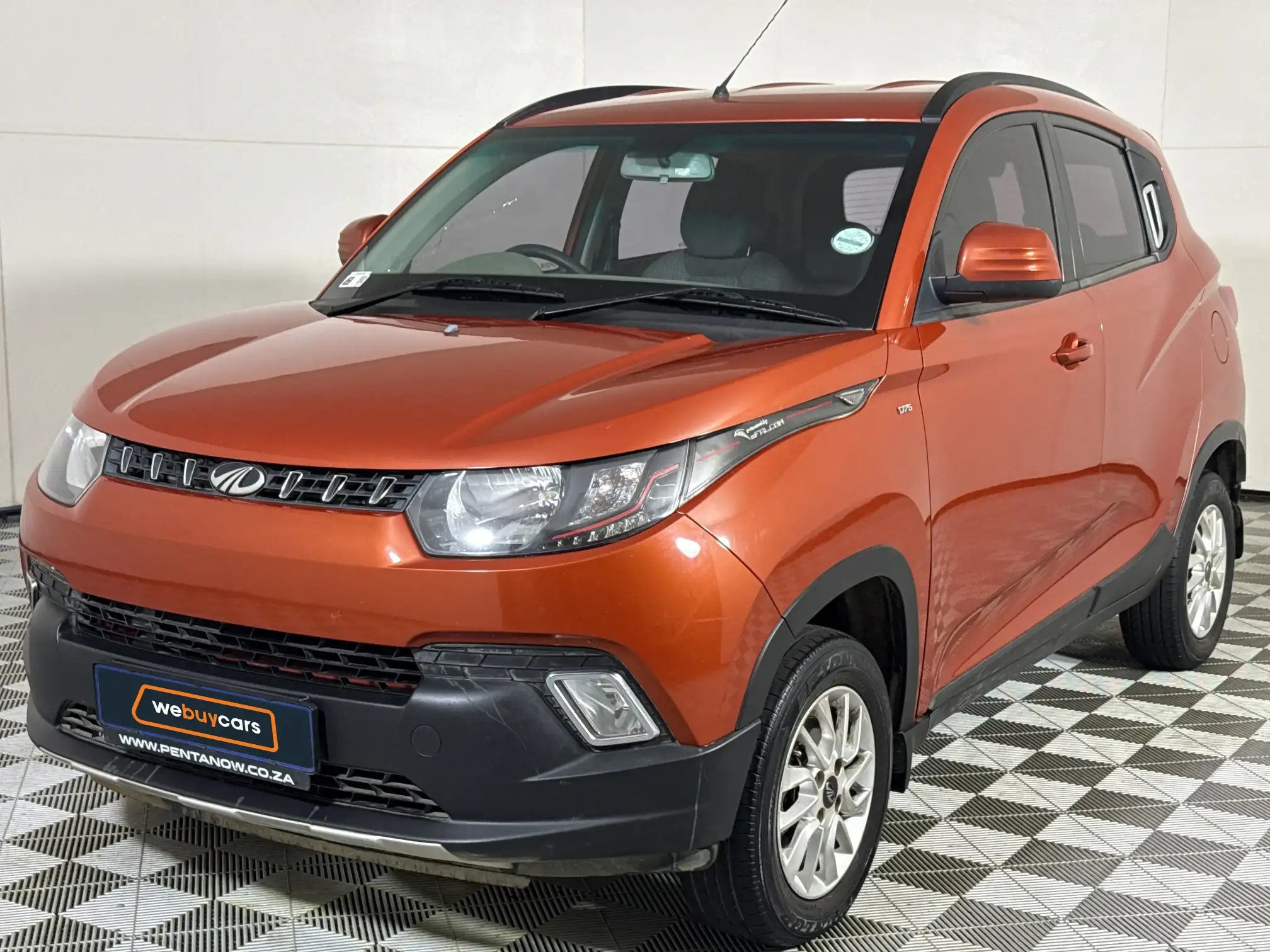 2016 Mahindra KUV 100