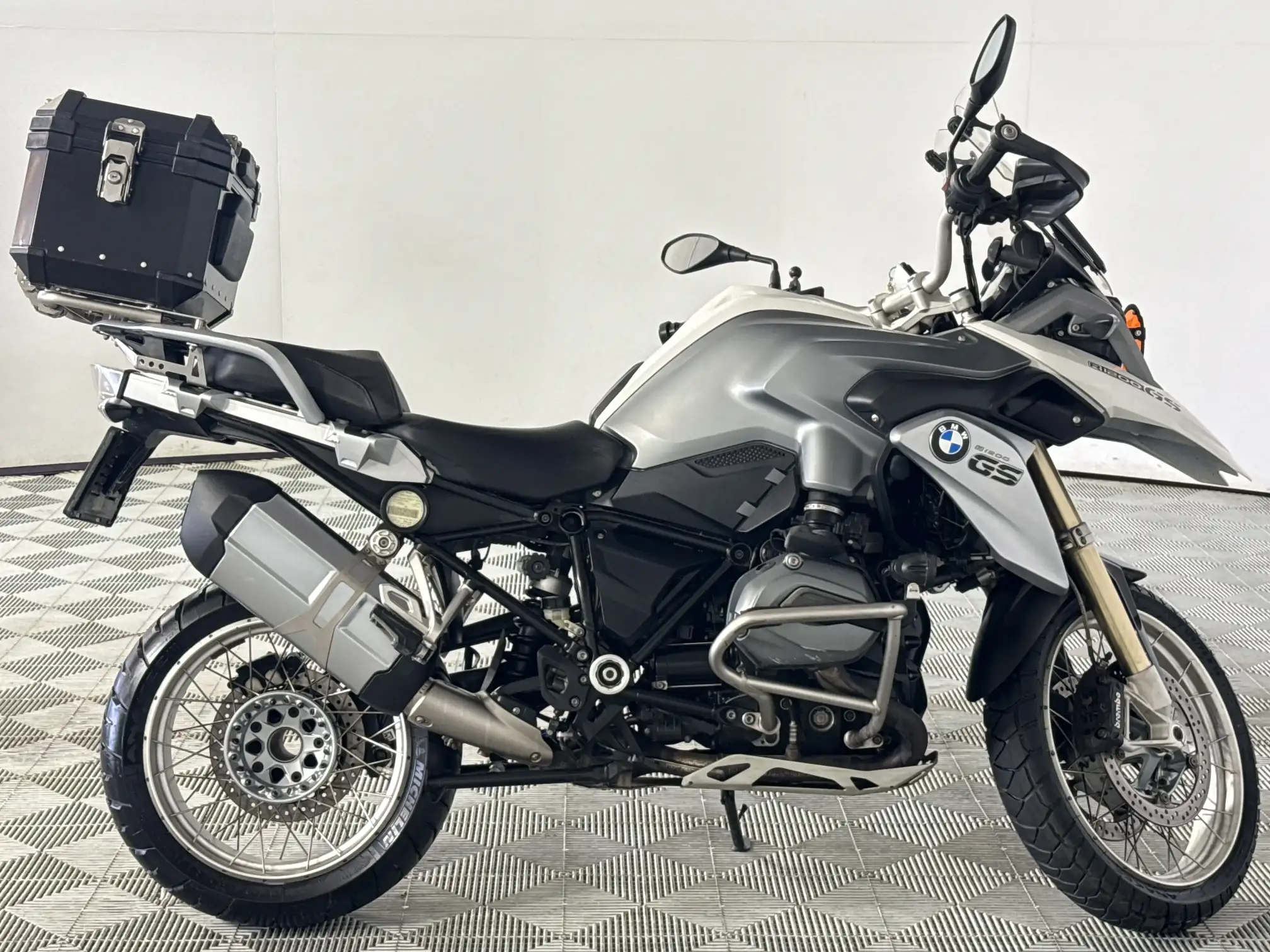 2015 BMW R Series