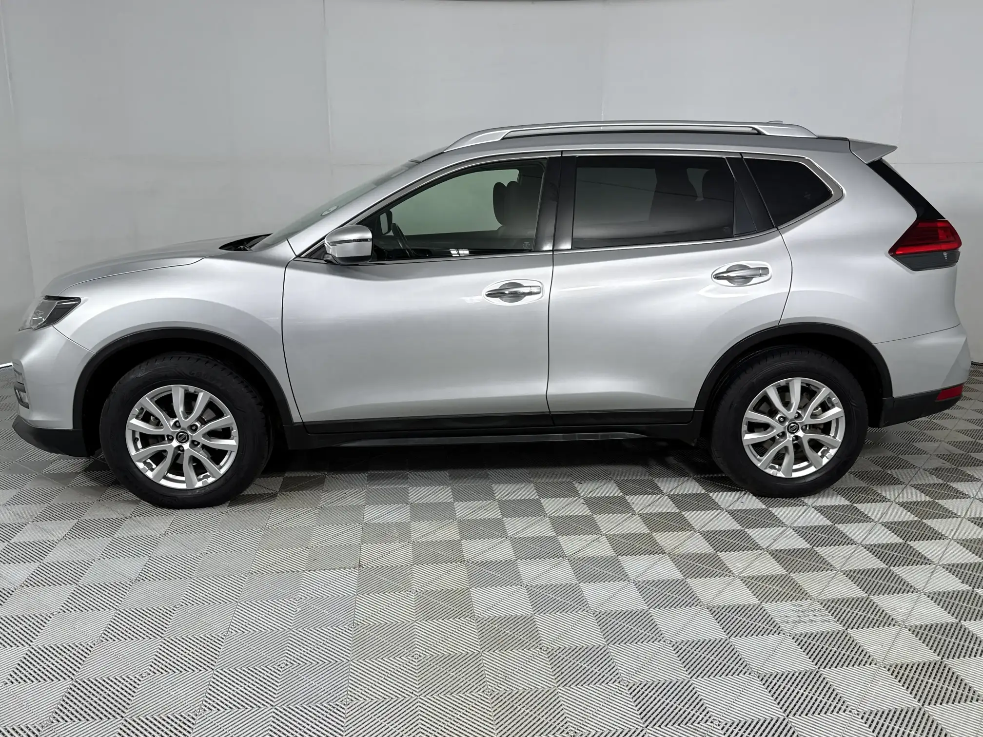 Nissan X Trail