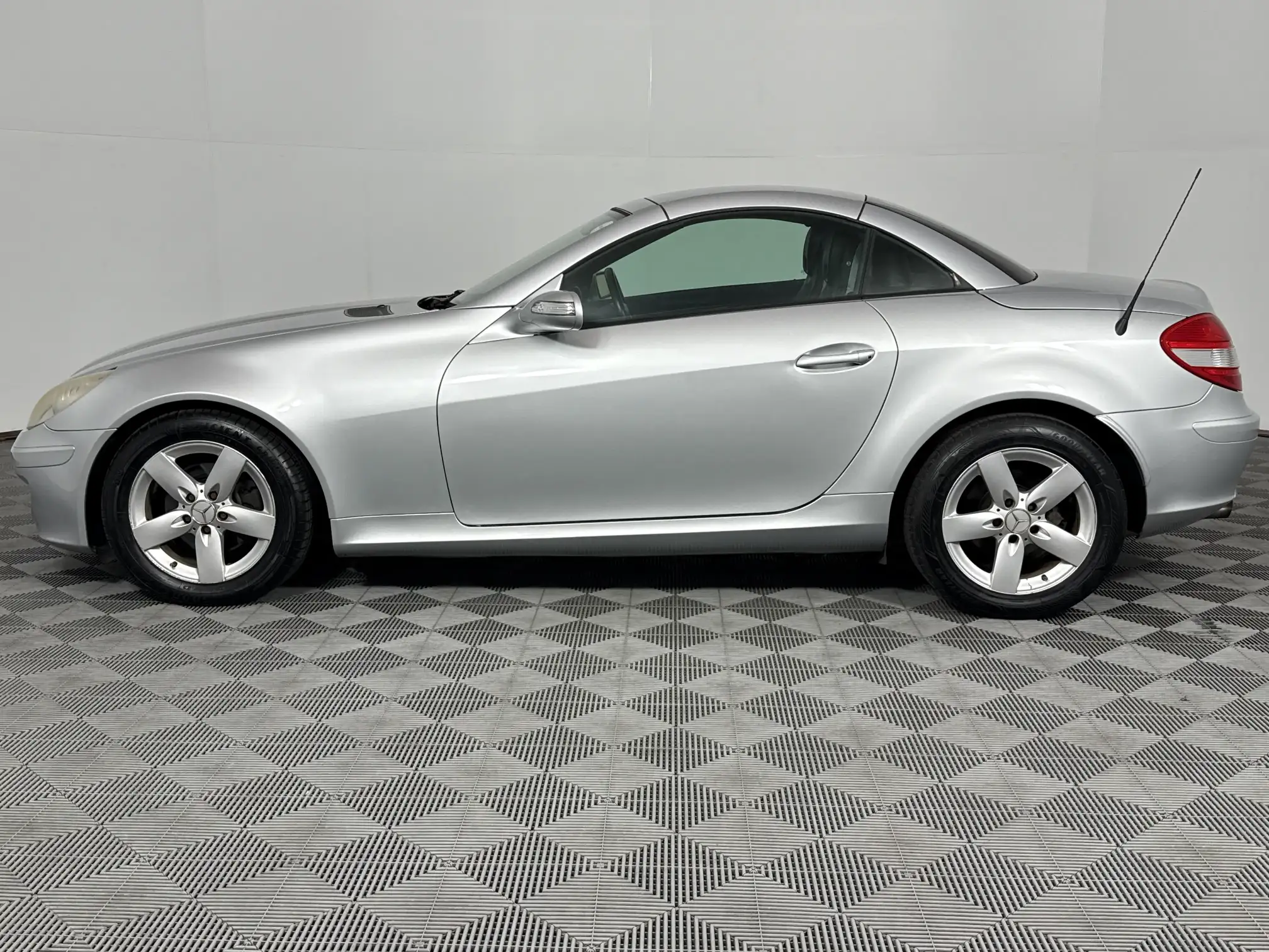 Mercedes-Benz SLK Class