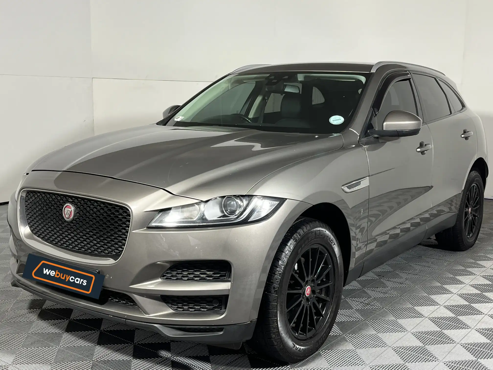 Jaguar F-Pace