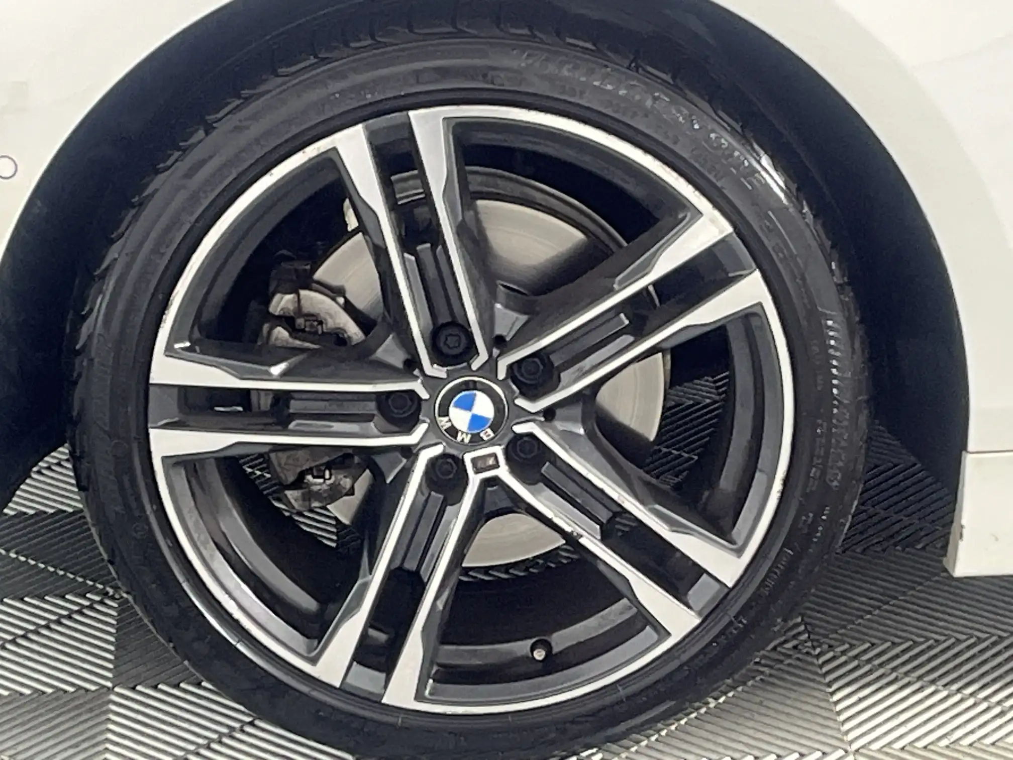 BMW 1 Series (f40)