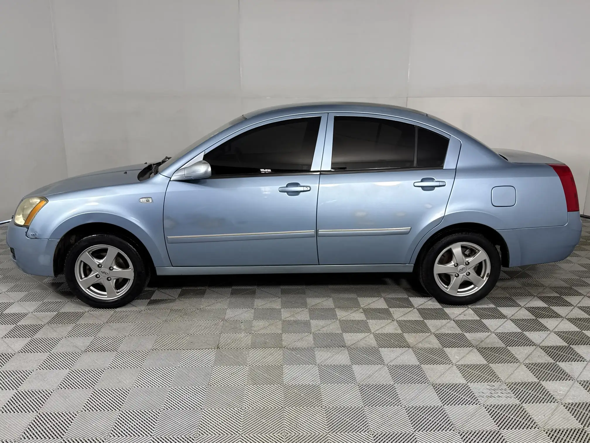 Chery J5