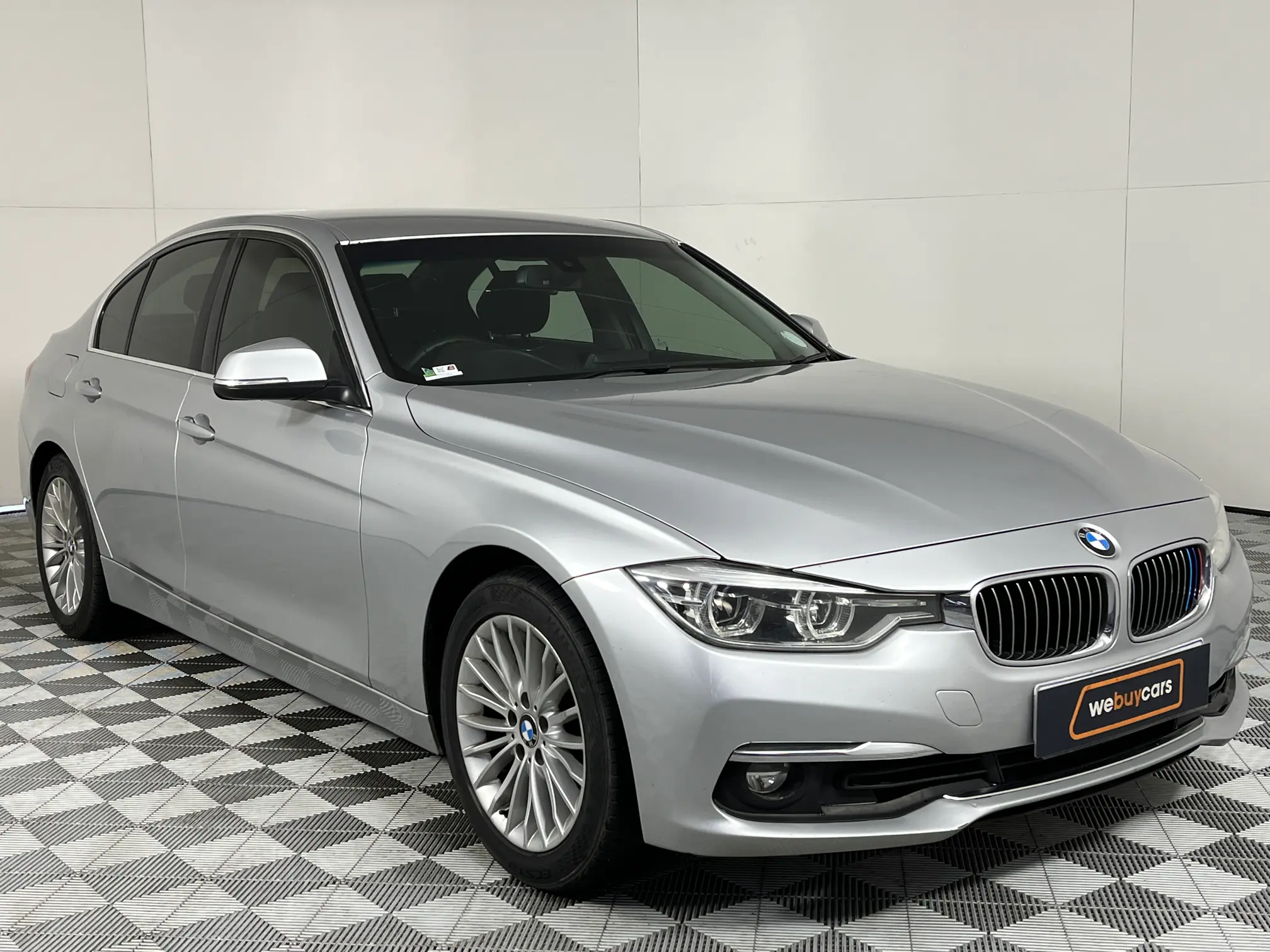 Used 2018 BMW 3 Series 320i (F30) for sale | WeBuyCars