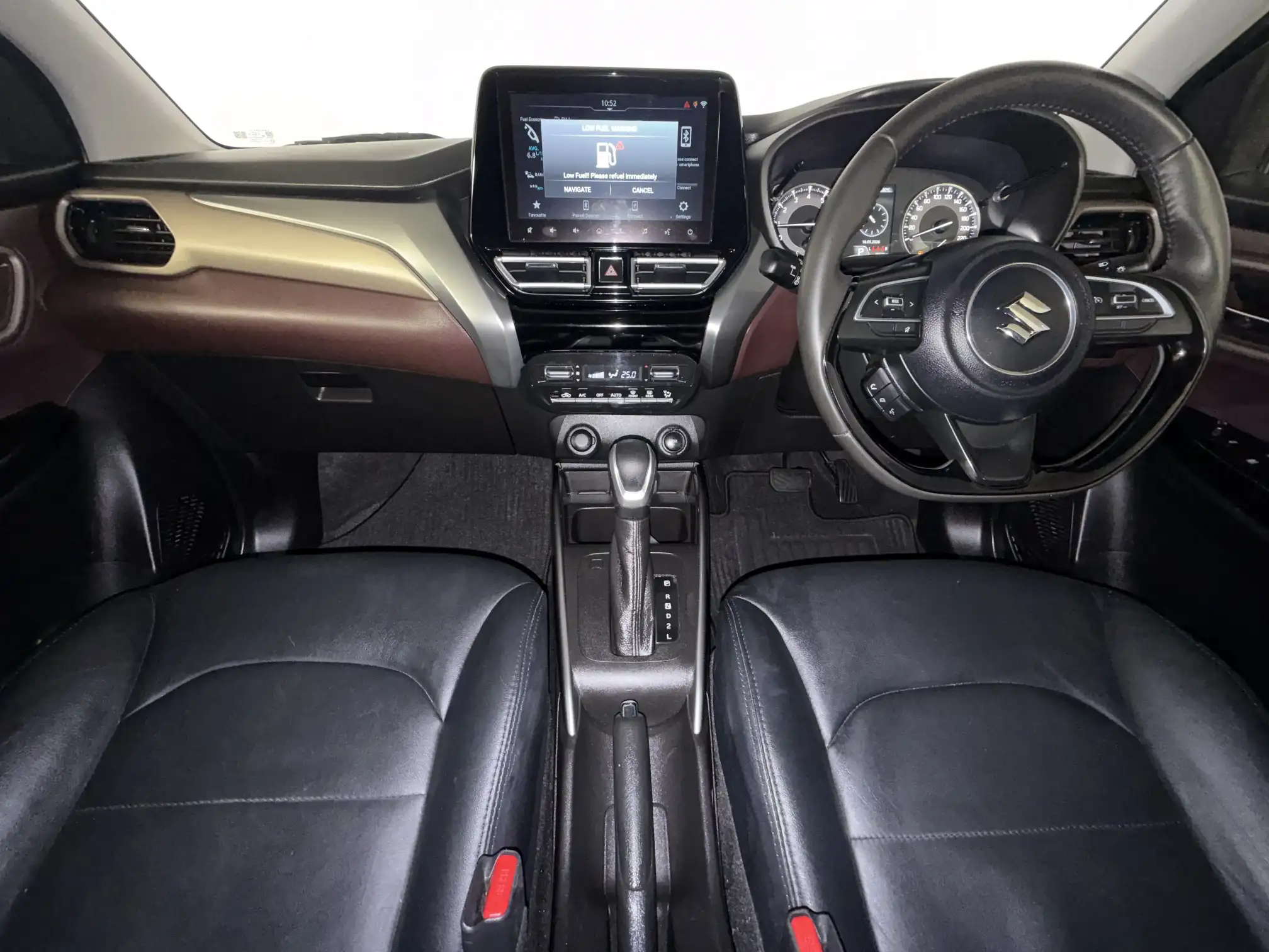 Suzuki Fronx