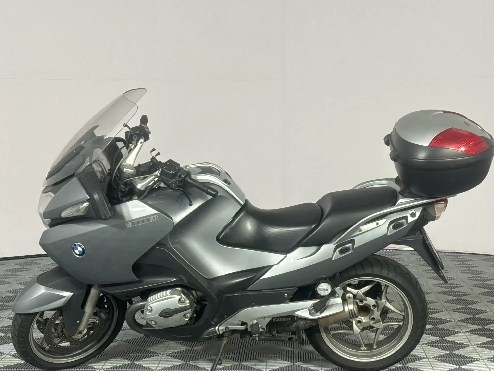 BMW R Series