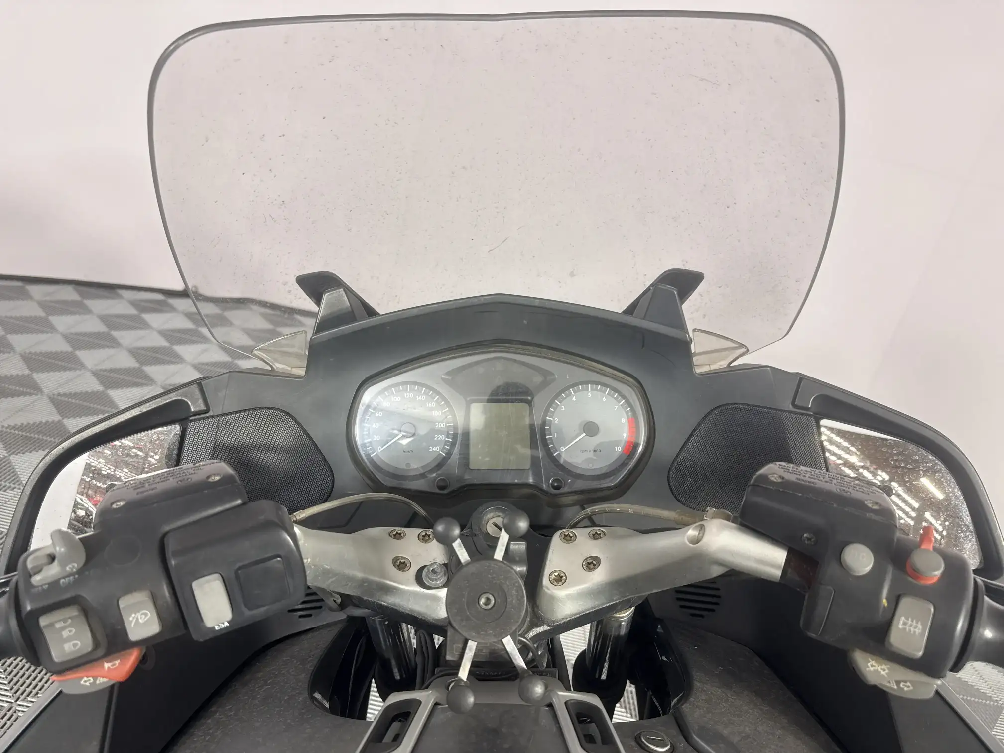 BMW R Series
