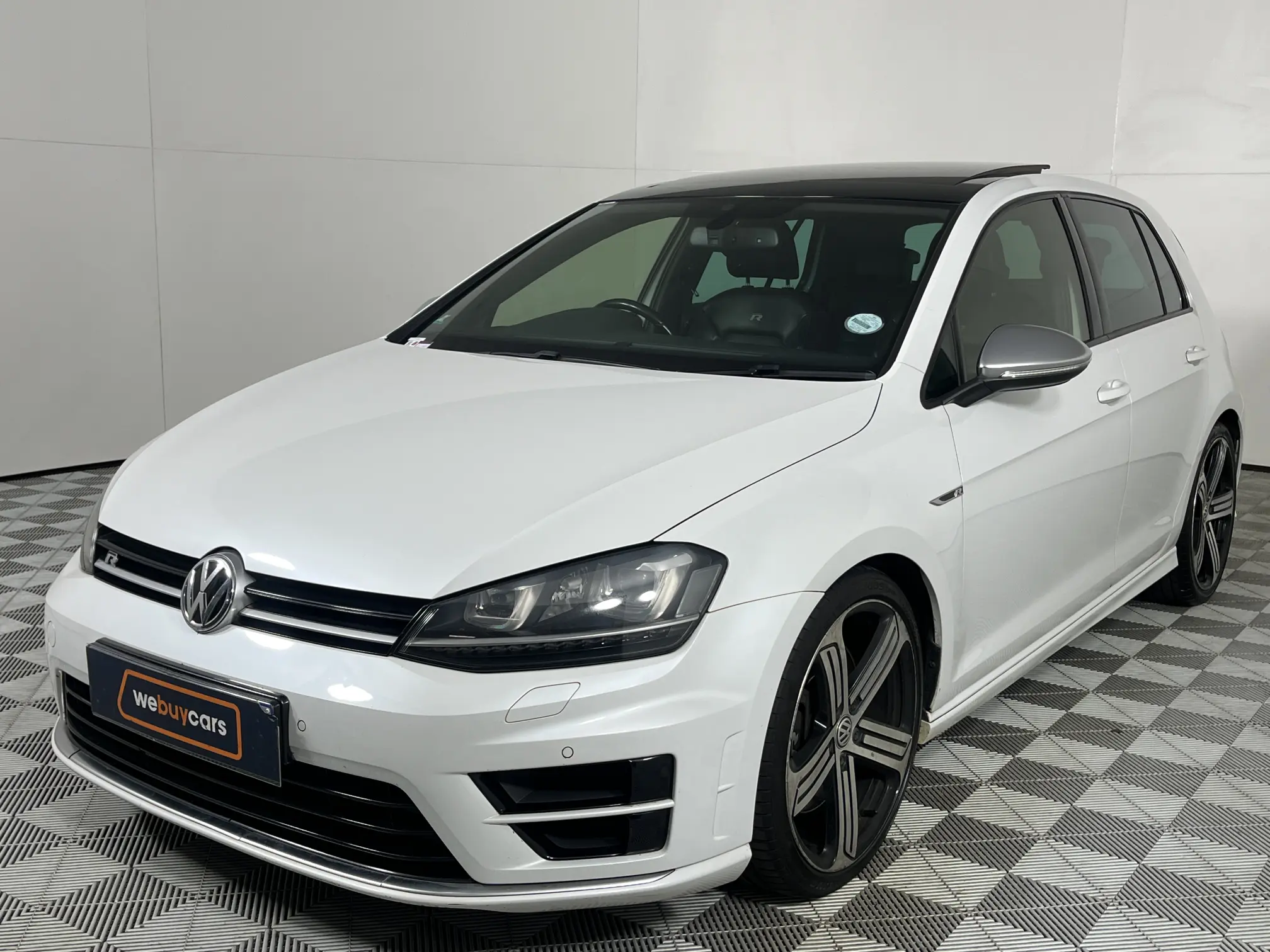 2014 Volkswagen Golf 7 2.0 TSI R DSG
