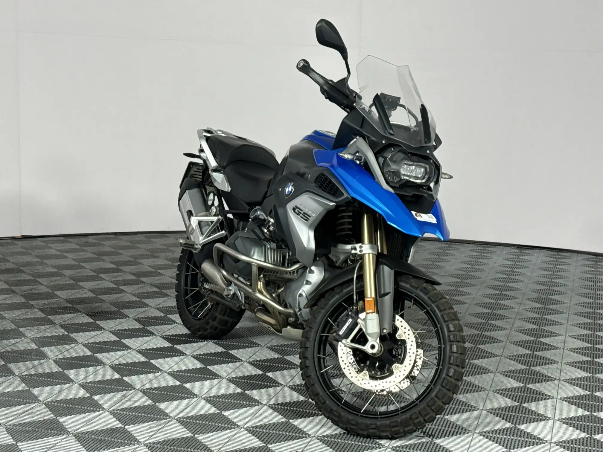 BMW R Series