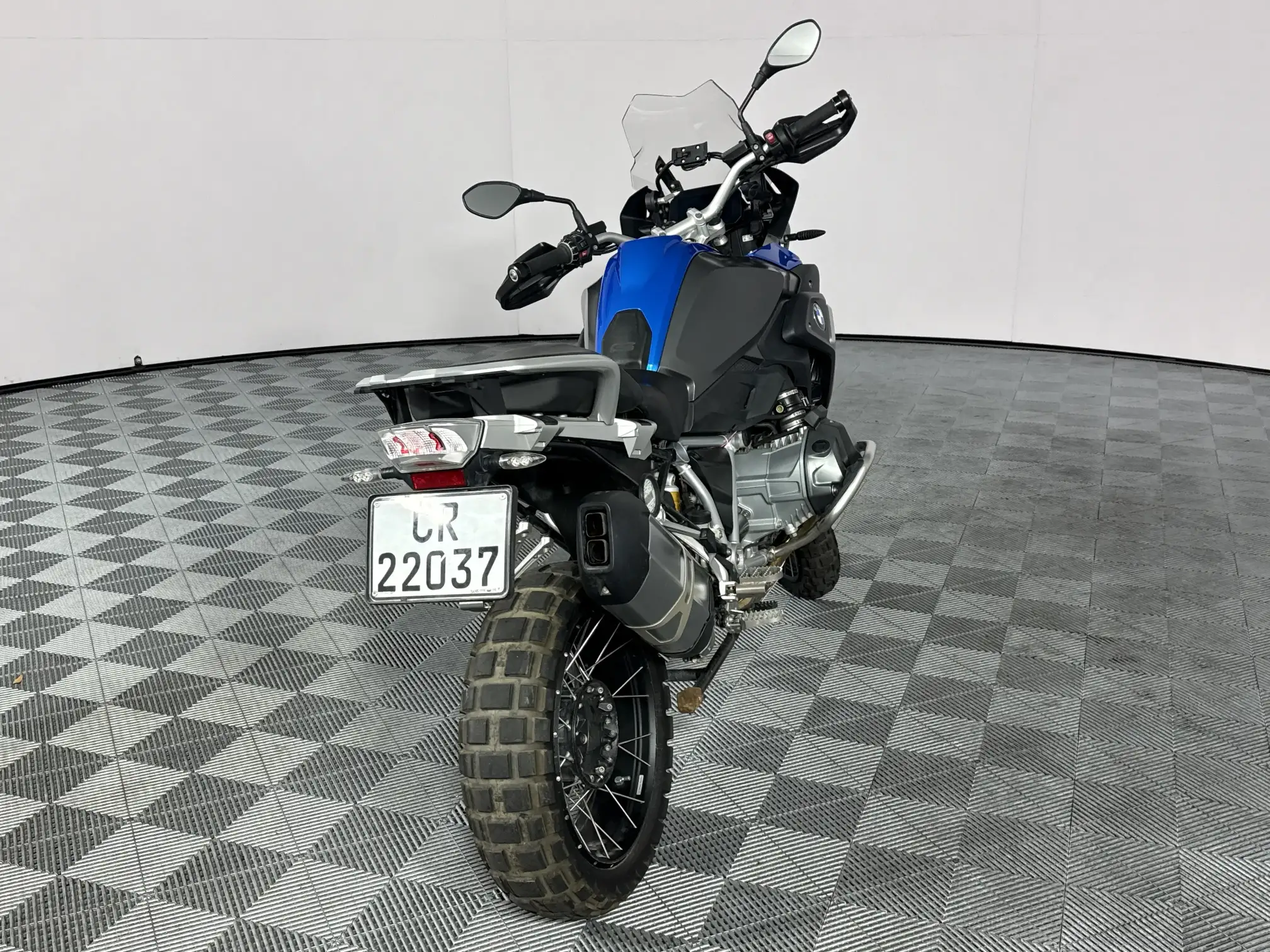 BMW R Series