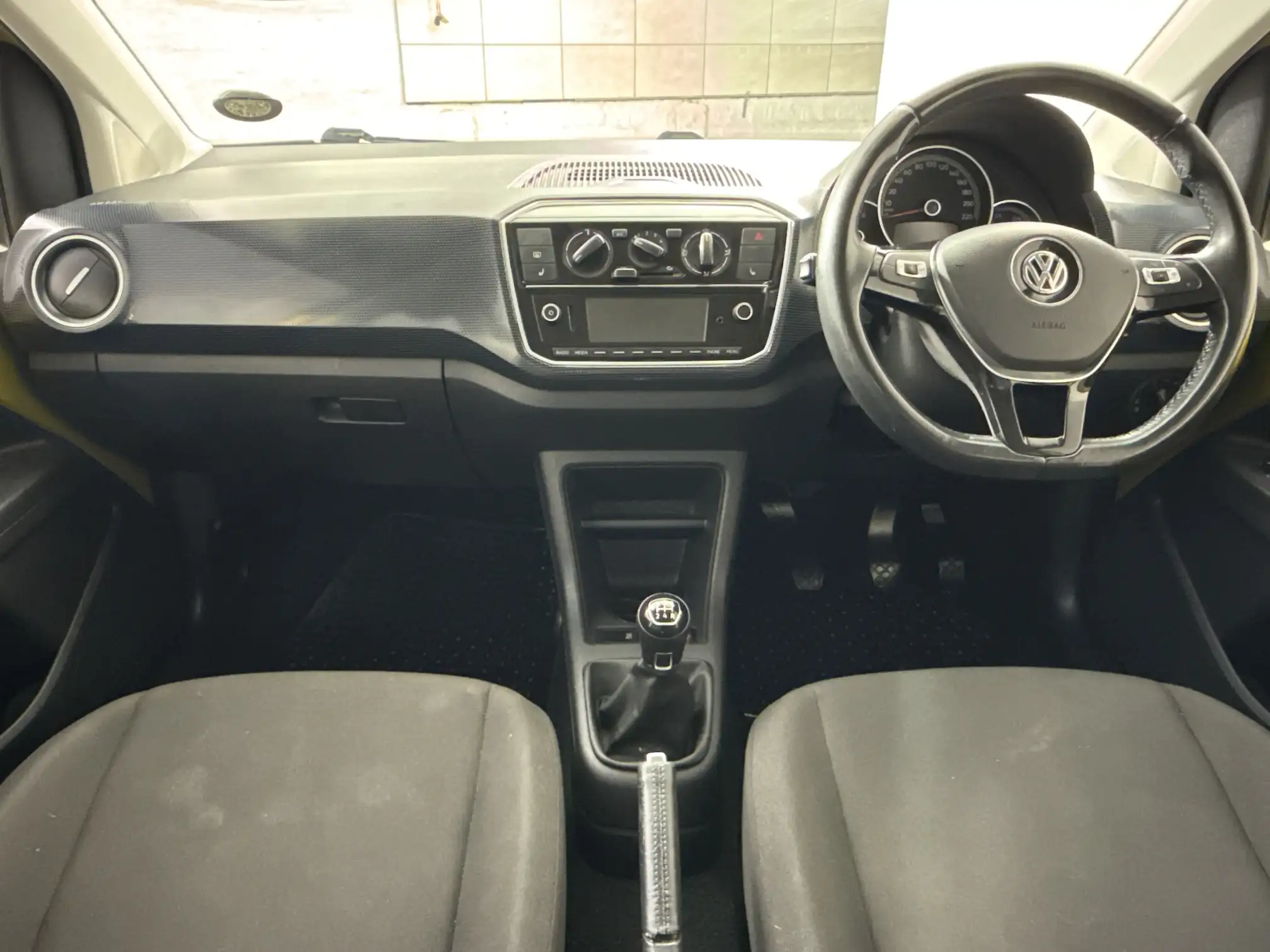 Volkswagen UP