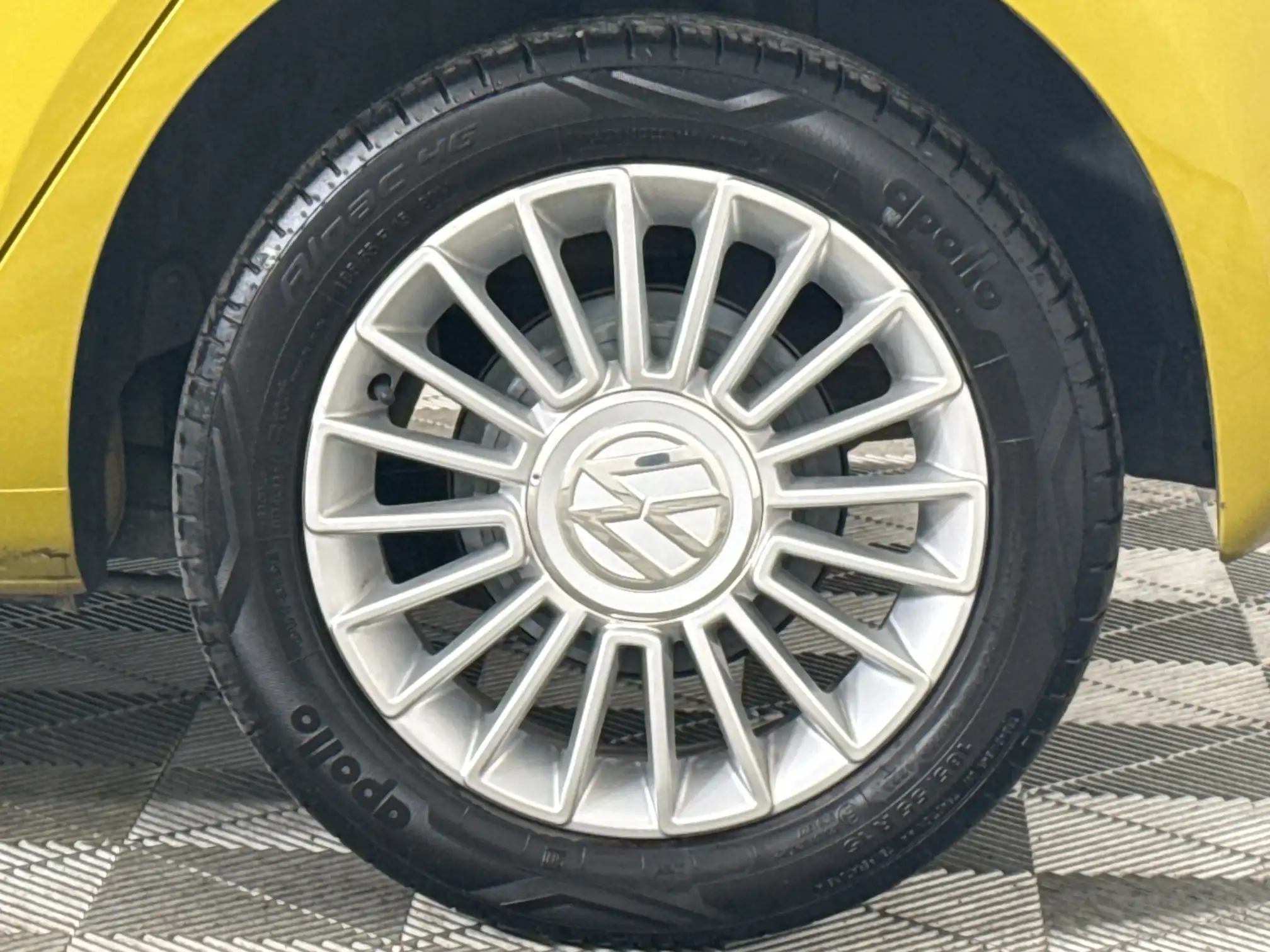 Volkswagen UP