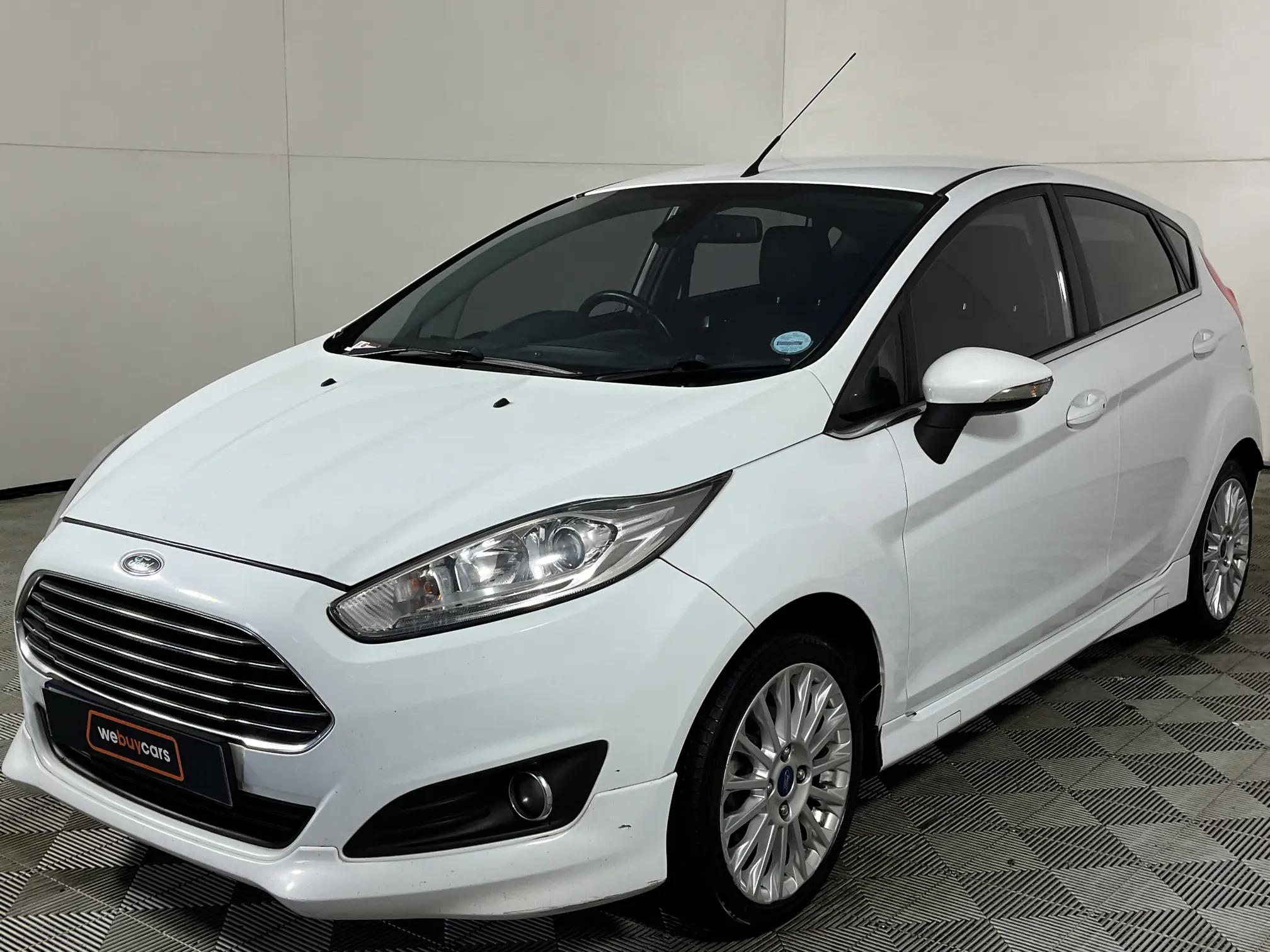 Ford Fiesta 1.0 EcoBoost Titanium Powershift 5 Door