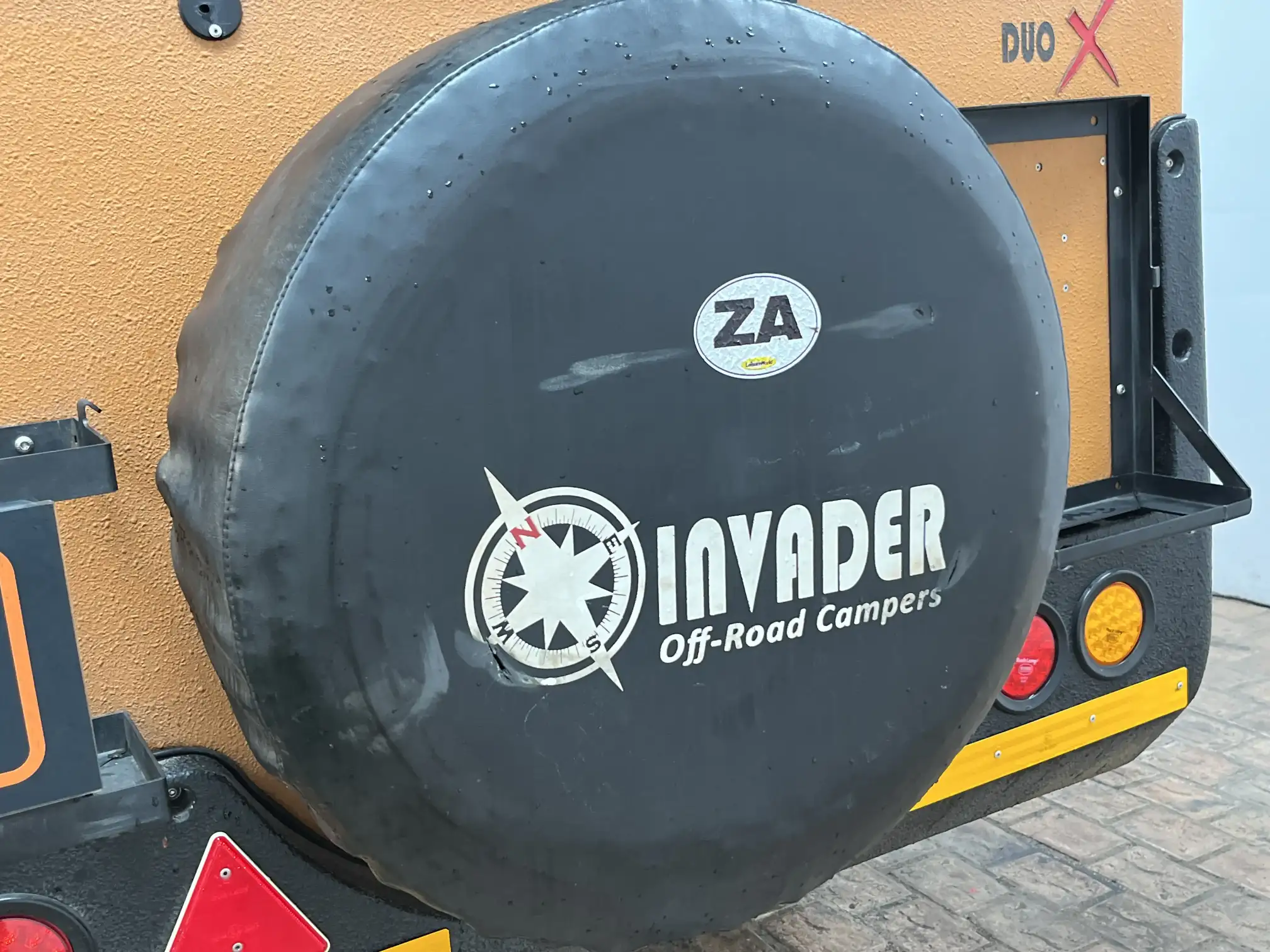 Invader Duo
