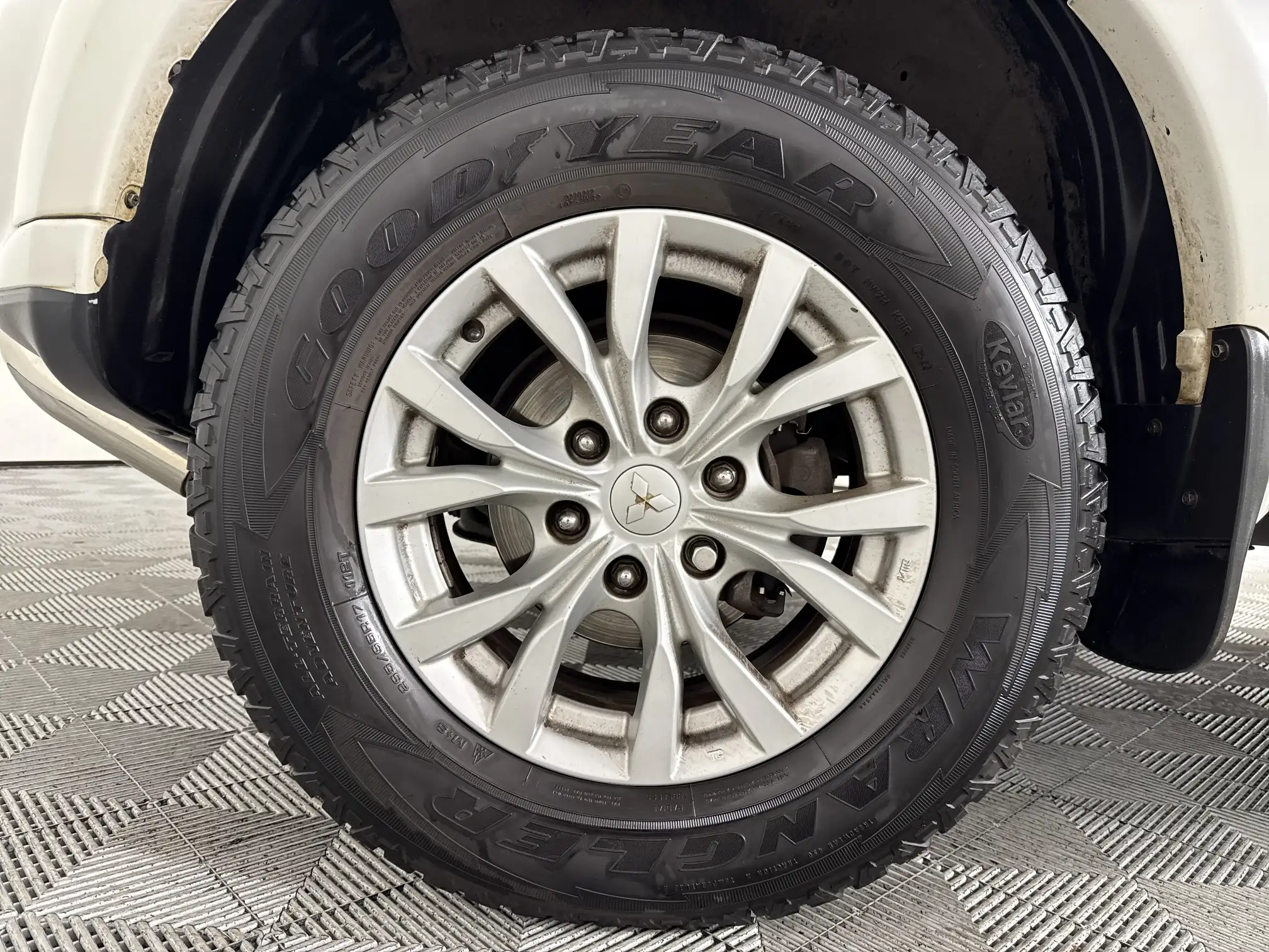 Mitsubishi Pajero Sport