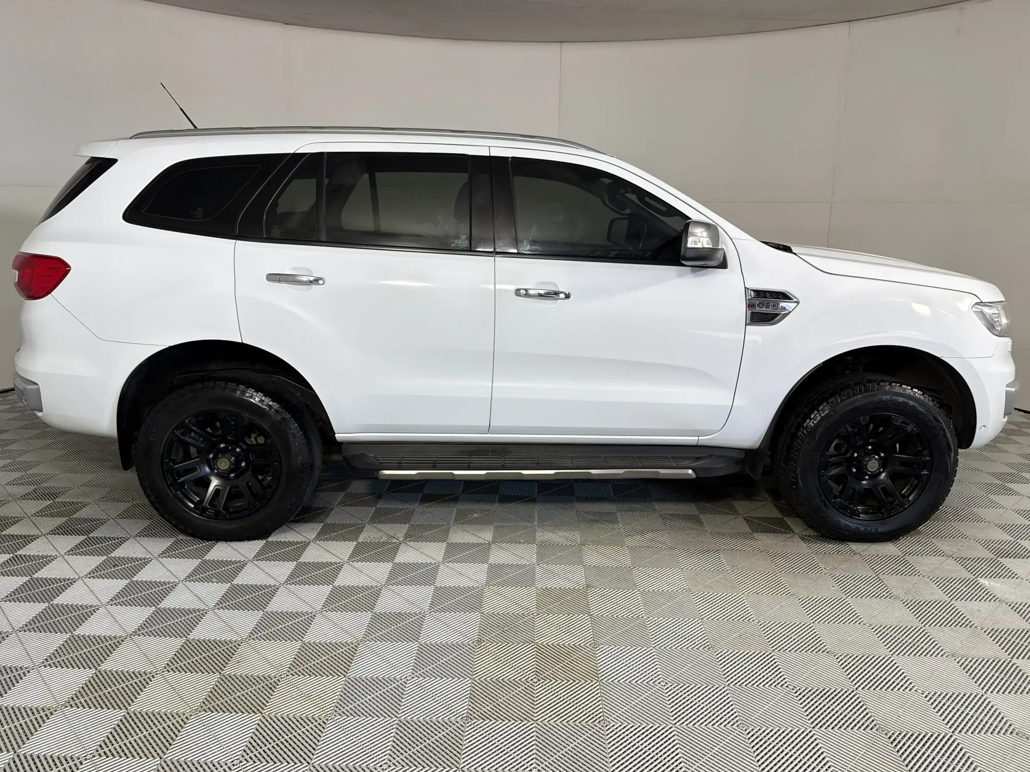 Ford Everest