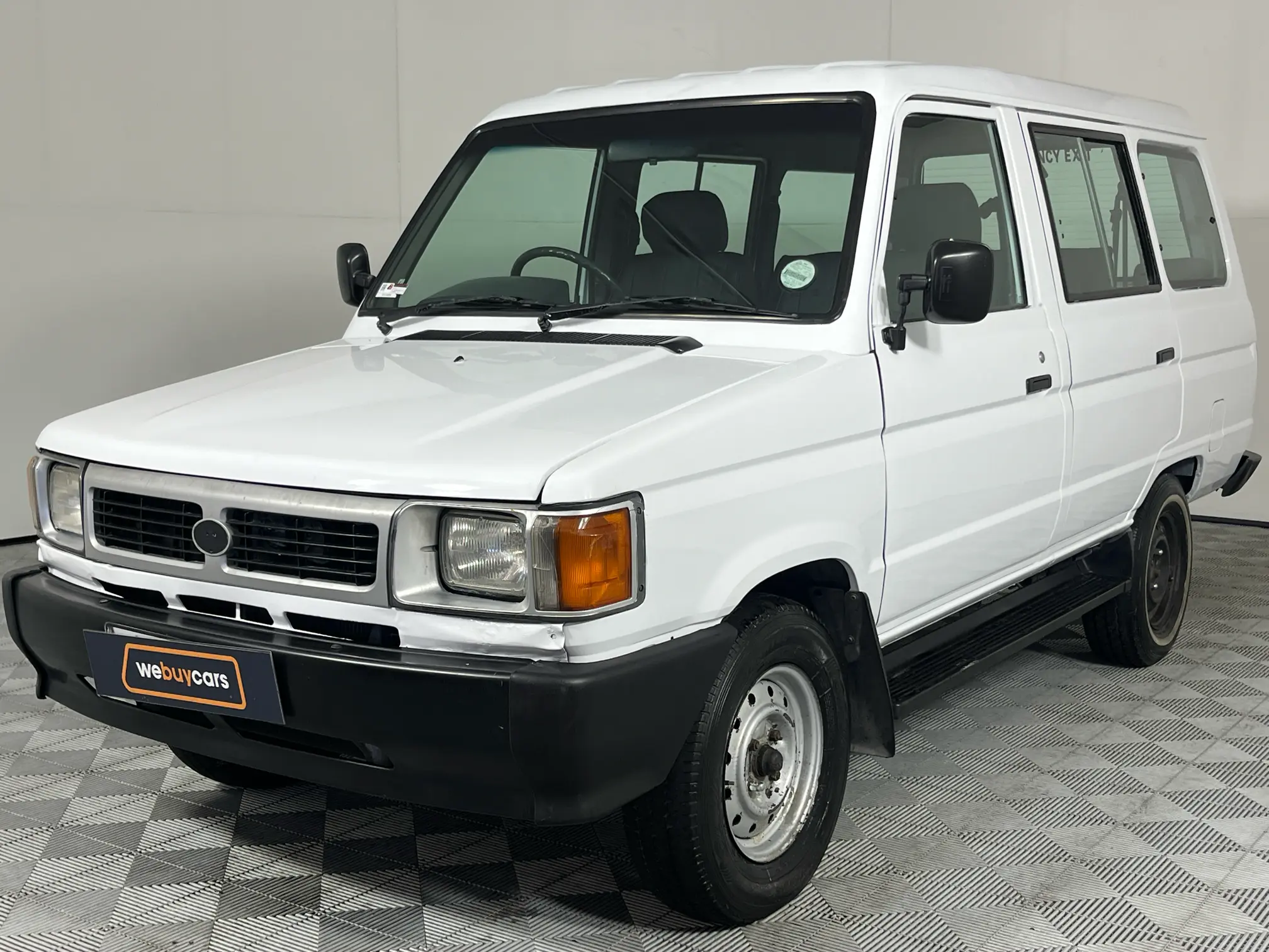 1996 Toyota Venture 1800 6+4 NEW