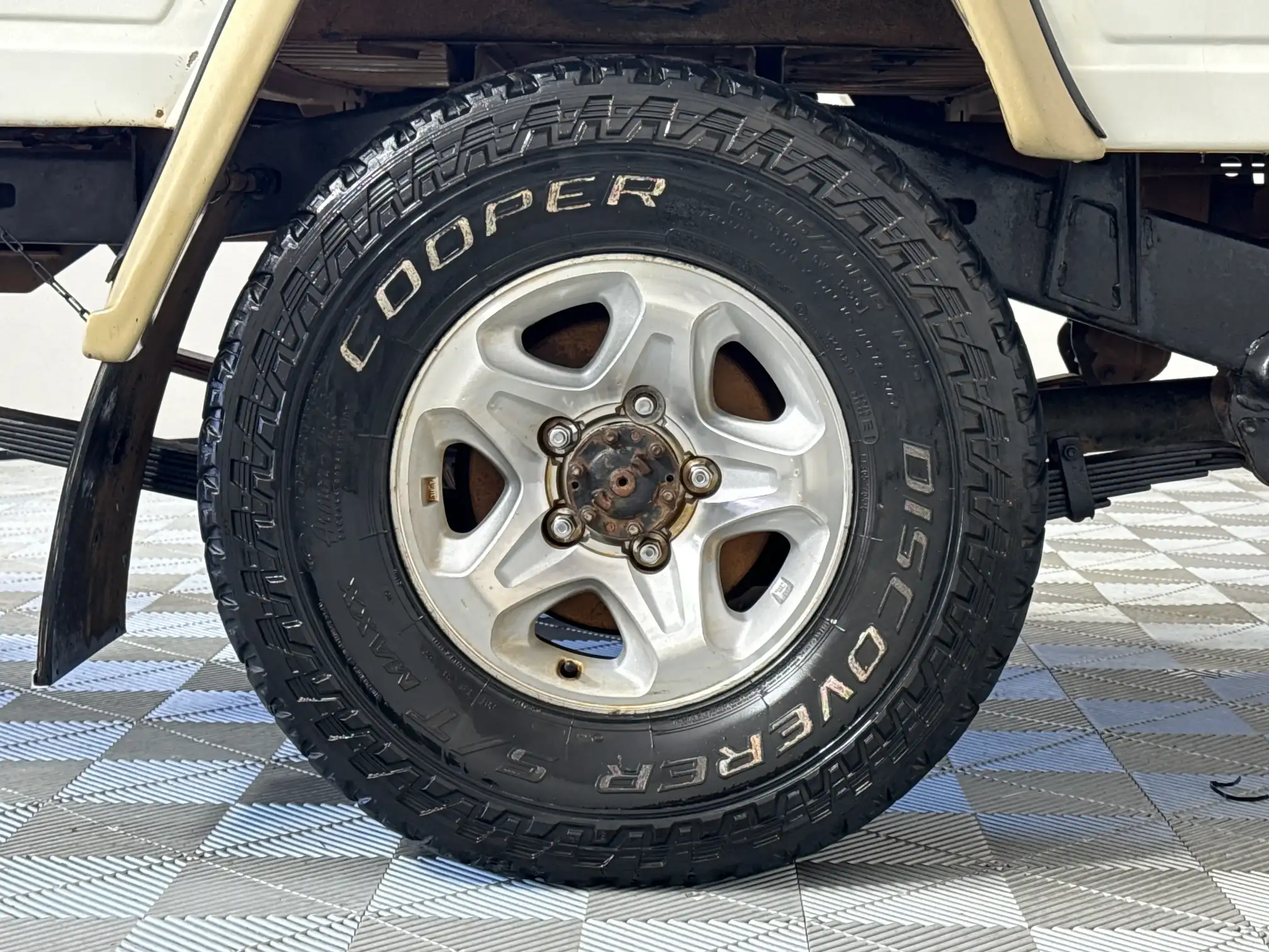 Toyota Land Cruiser