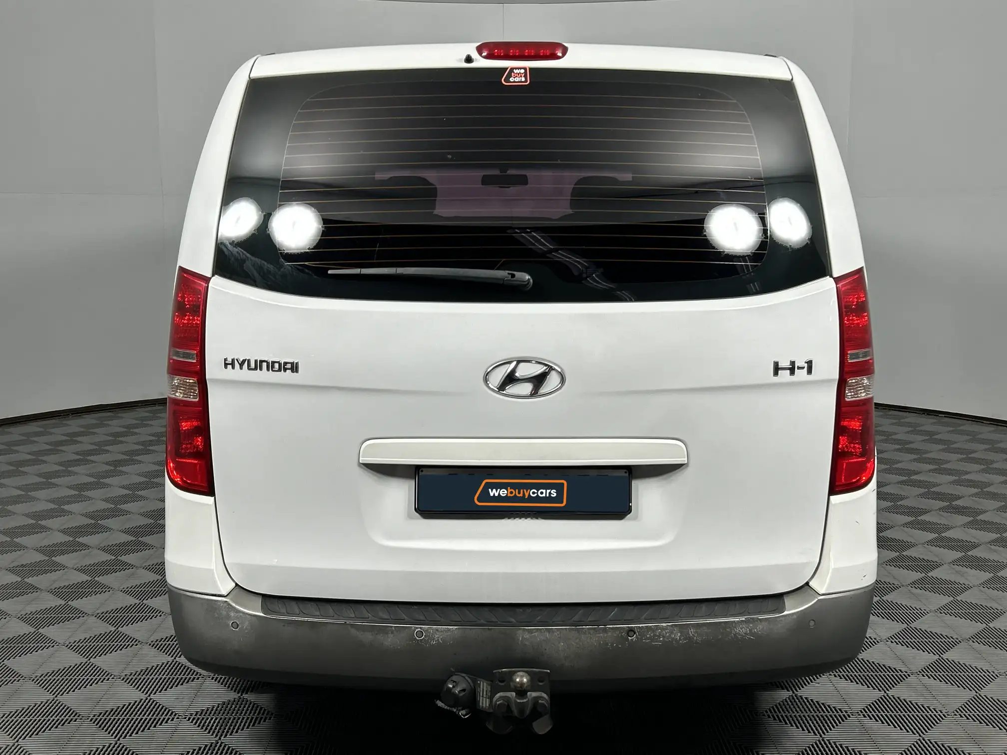 Hyundai H-1
