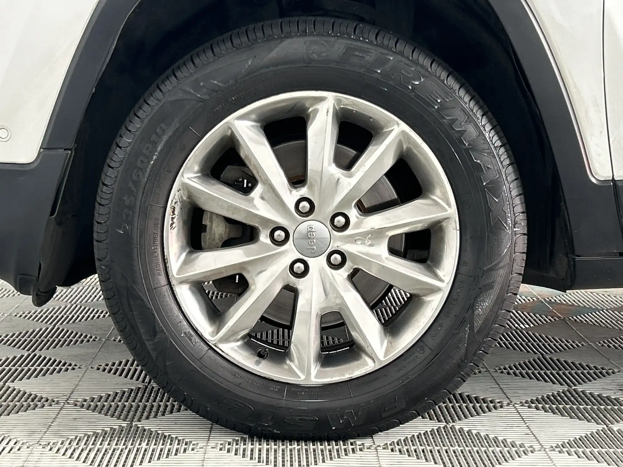 Jeep Cherokee