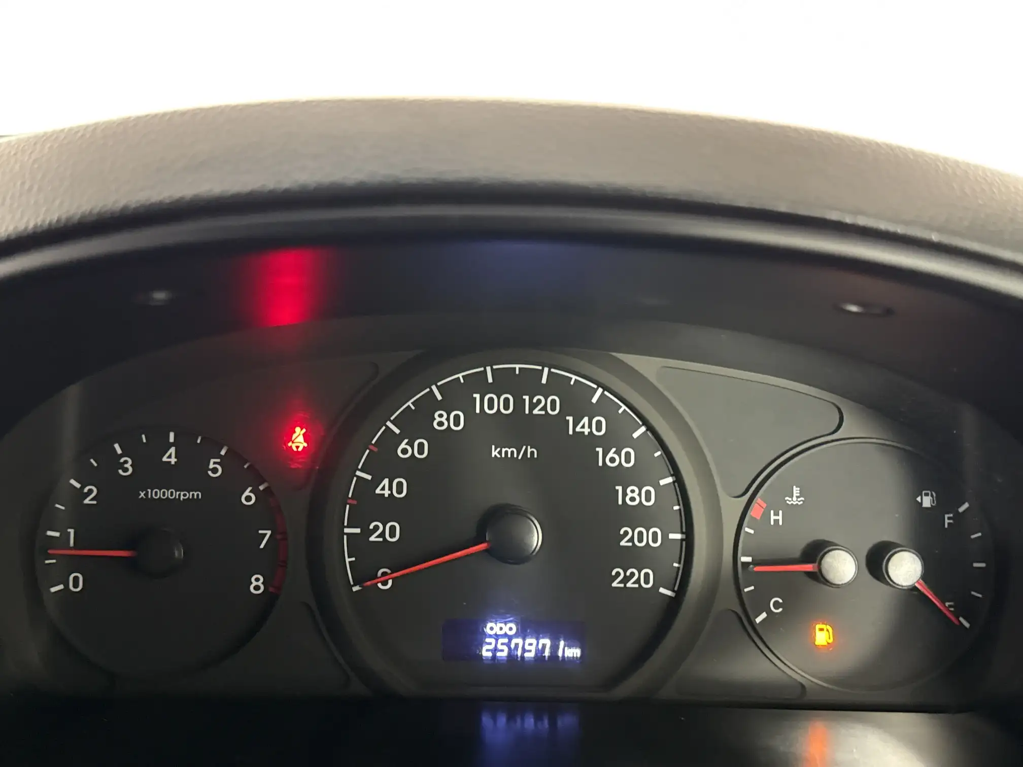 Hyundai H-1