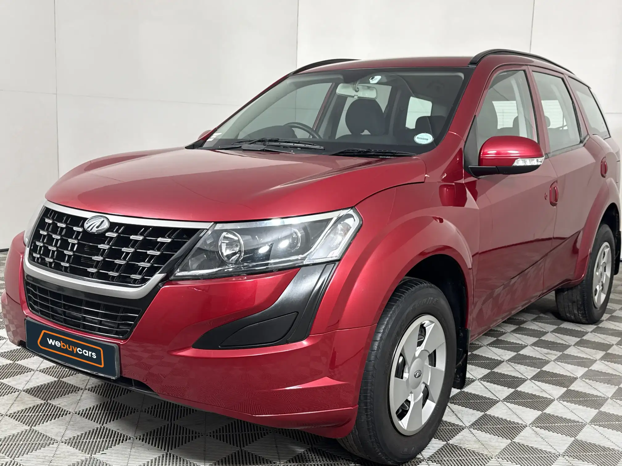 2019 Mahindra XUV