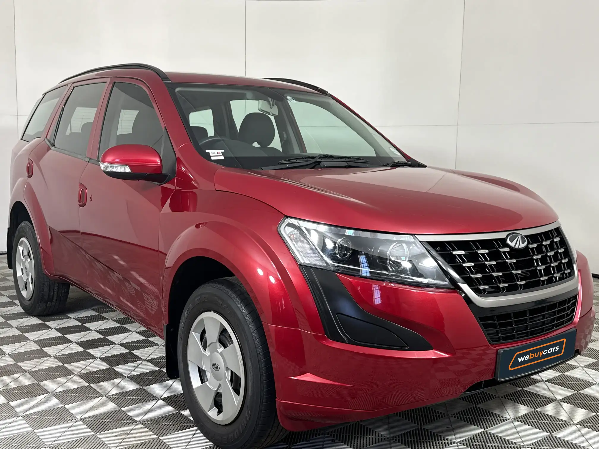 Mahindra XUV