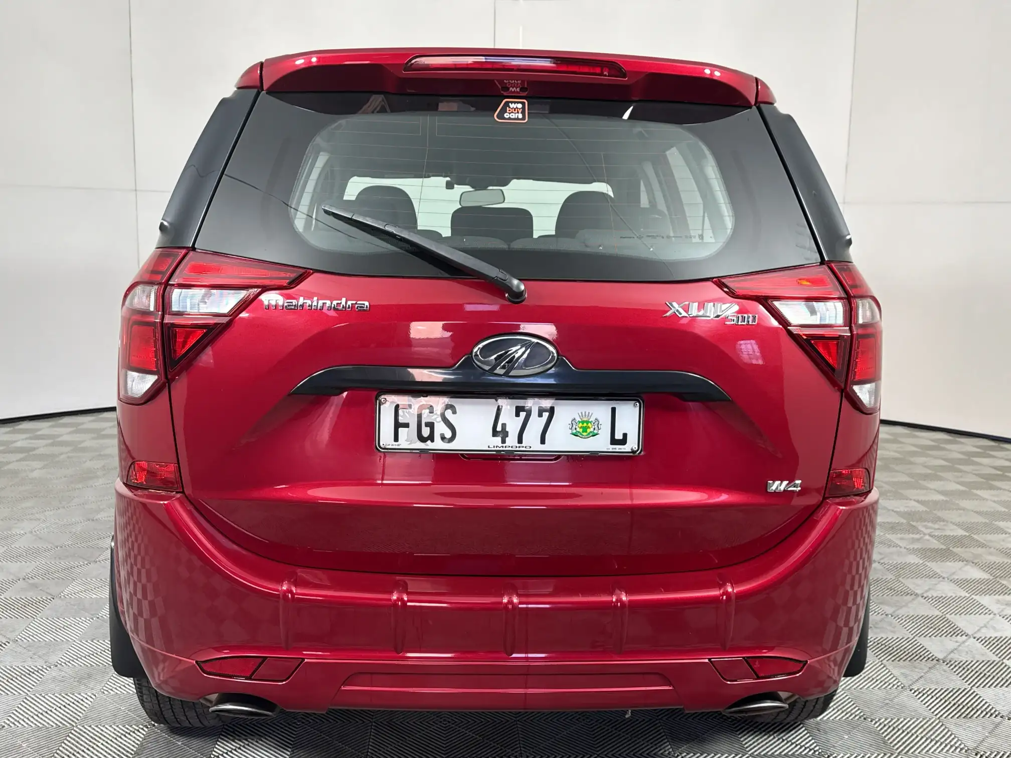 Mahindra XUV